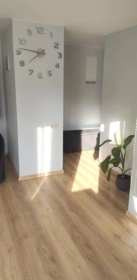 Butas Miesto Centre/ Apartment In The City Center Шяуляй Экстерьер фото